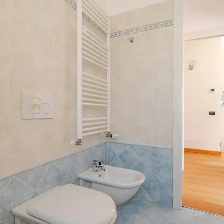 Lovely With Private Parking Appartement *