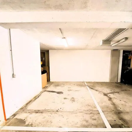 Lovely With Private Parking 迪亚诺卡斯泰洛
