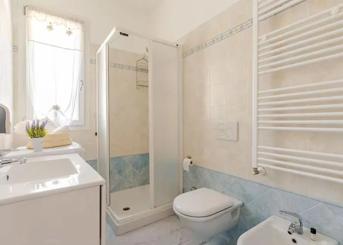 Apartman Lovely With Private Parking Diano Castello