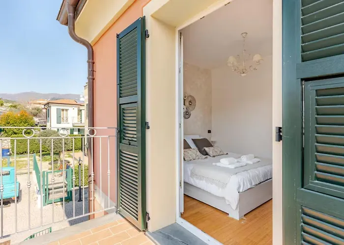 Apartman Lovely With Private Parking *