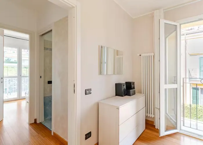 Lovely With Private Parking Apartamento Diano Castello